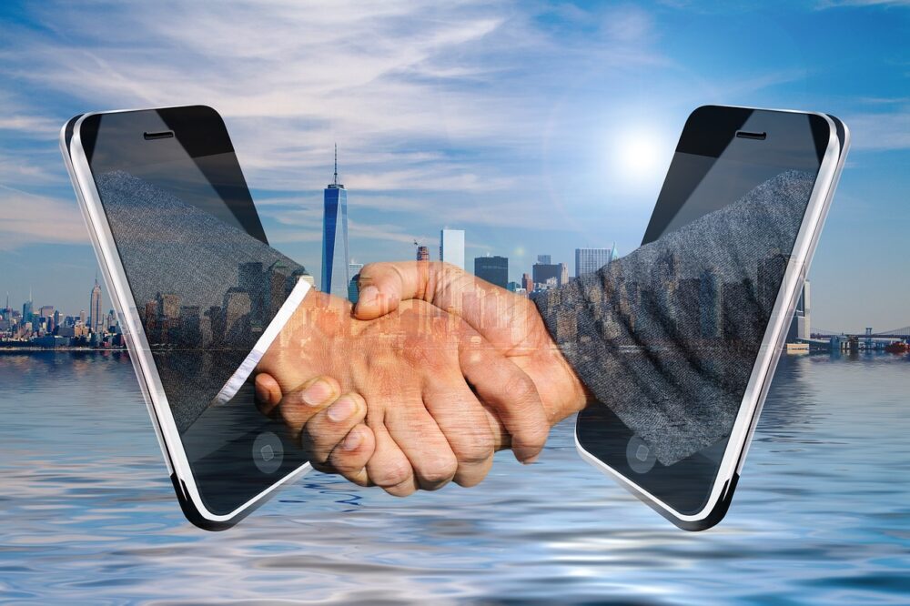 サブスクを再契約しているイメージ